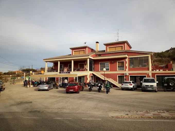 Un entorno amplio con fácil aparcamiento para visitantes